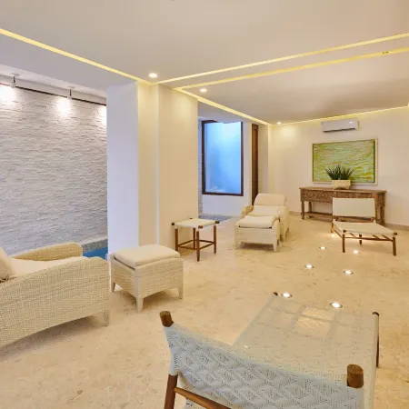 Hotel Luxury Patio Azul