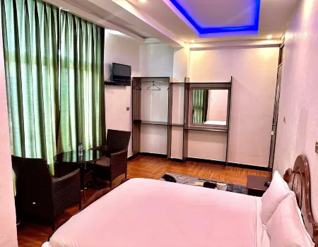 Addis Amba Guest House