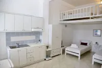 Irene's Residence Hotels in Klouvas