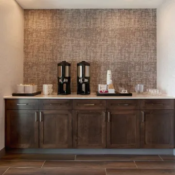 Hampton Inn & Suites by Hilton Ottawa West