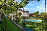 Villa la Preziosa - Kolam Renang