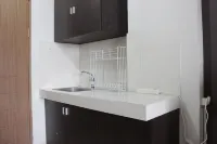 Cozy Studio At Pinewood Apartment Near Unpad Jatinangor Hotel di Jatinangor