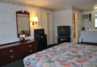 Merrimac Inn & Suites Hotels in Roberts
