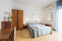 Hotel Mariotti - parking