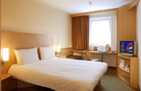 Ibis London Thurrock M25 - Bãi đậu xe