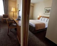 Holiday Inn Gent - Expo Hotels in Semmerzake