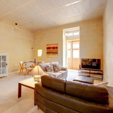Stylish 2Br Apartment in Valletta