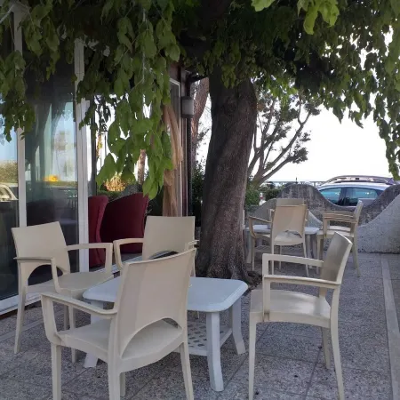 Quadruple Room 5 Minutes from the Sea