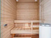 Stylish New 1Br Home with Sauna, Hosts 4 Guests 탐페레 홀 주변 호텔