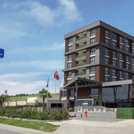Hilton Garden Inn Yalova Отели рядом с достопримечательностью «Ярмарка в Ялова»
