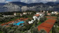 Club Hotel Olivi - Tennis Center - Uima-altaat