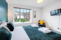 Bourne Court Attractive 1 Bdrm Apartment Hotels in Ruislip