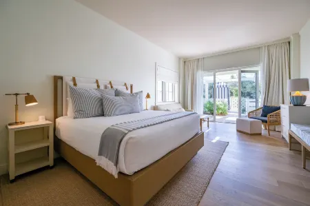 WaterColor Inn & Resort