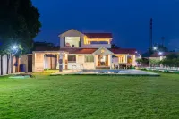 Bliss Farm Stay- Iris Отели в г. Рангаредди