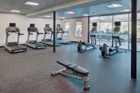 Courtyard Appleton Riverfront - Gym