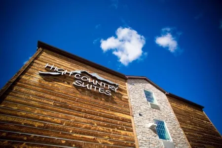 High Country Suites Отели в г. Пайндейл