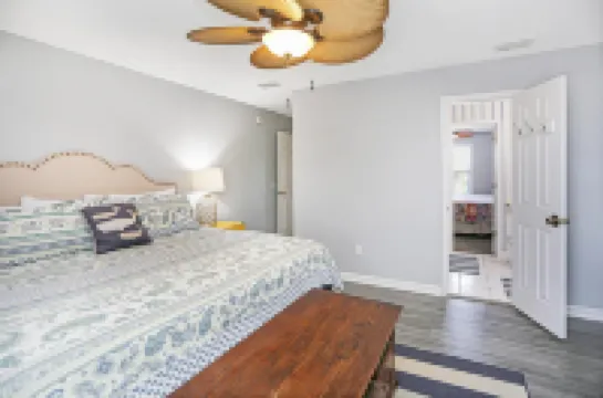 Flamingo Roost by Pristine Properties Vacation Rentals