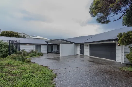 温哥華盡頭民宿系列