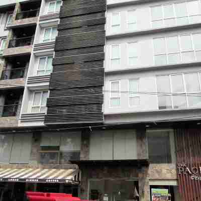The UpperHouse Hotel Hotel Exterior