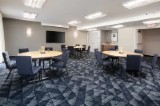 コートヤード・バイ・マリオット・プラノ・パークウェイ・アット・プレストン・ロード