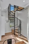 Charmingly Stylish 1-bed Loft Apt! Wonderful Lawrence Barker neighborhood
