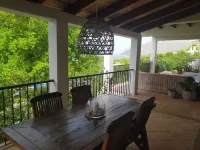 House and garden terraces, fabulous sea and mountain views. Betlem