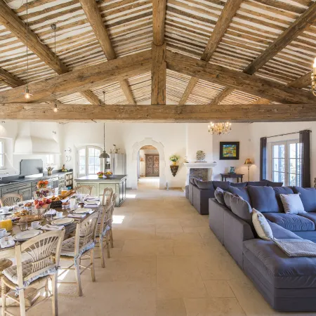 La Bécasse – Heritage Pool Manor