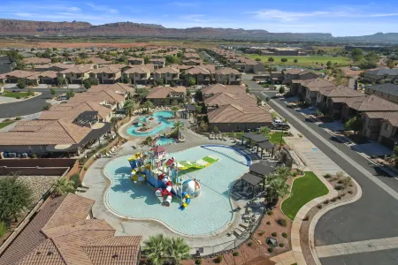 Scenic Views and Entertainment Amenities - Stunning Getaway Отели в г. Санта Клара