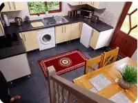 Treetops Loft: Touristni , Approved Property.Check in 6Pmcheck in 6pm Hotels in Newtownabbey