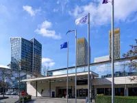 Novotel Luxembourg Kirchberg Отели рядом с достопримечательностью «Сад Трансисьон Петрюс»