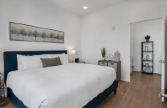 GULCH Located with 4 Beds, Pool & Private Patio