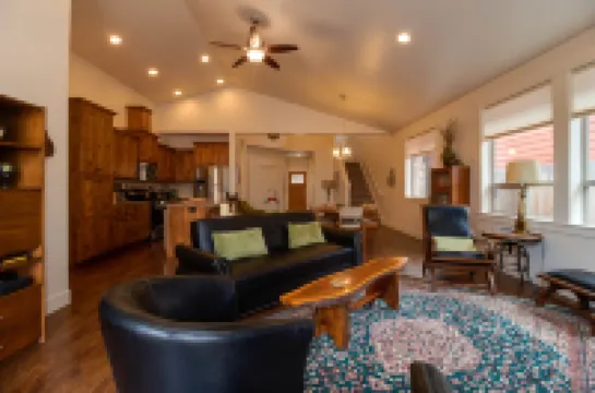 Charming Open Floor Plan and Cozy Fireplace - Delightful Retreat