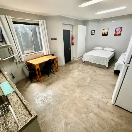 Visto Hostel Отели рядом с достопримечательностью «Бизнес-центр EZ Towers»