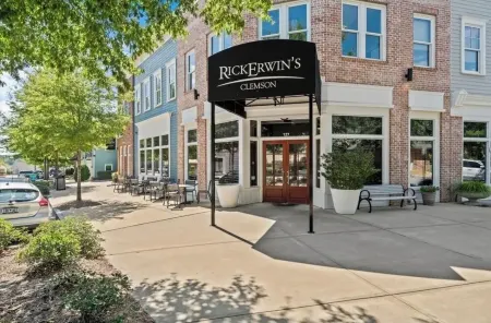 Games and vacation Home in Clemson !