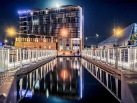 Hôtel Mercure Cherbourg Centre Port Hotels in La Glacerie