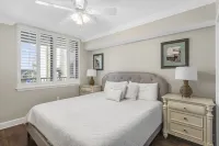 Beautiful Bay Views and Luxurious Amenities - Stunning Coastal Haven