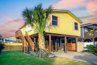 Private Pool and Spacious Patio - Cozy Coastal Retreat