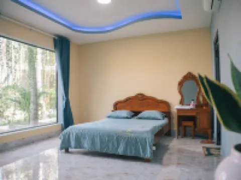 寶賓民宿 檳知酒店