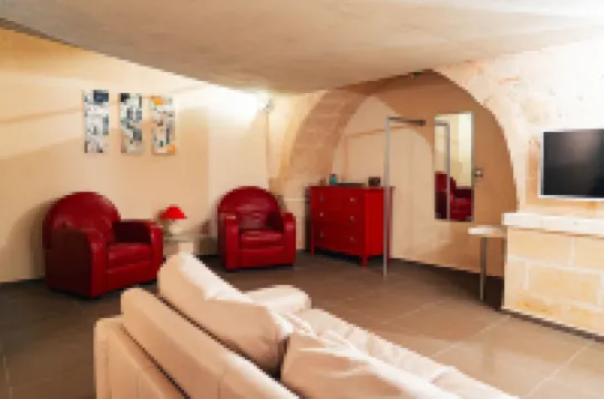 อายควาร์ตี โซตตานี