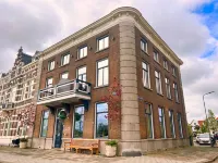 Hotel Loskade 45 Hotels near De Veersche Poort