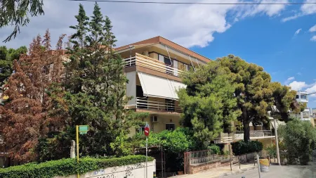 Rooftop Studio Apt Near Metro Cholargos - 5 Min Walk