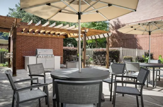 Residence Inn Houston West/Energy Corridor Отели рядом с достопримечательностью «Маркет сквер эт Элдридж»