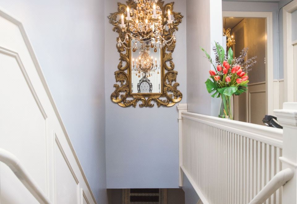 발라드 인 실내 전경