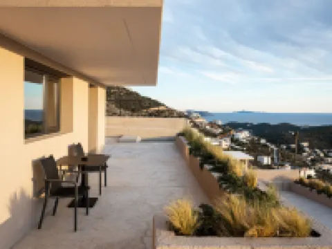 Saronida Hills Hotels in Saronikos