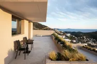 Saronida Hills Hotels in Saronikos