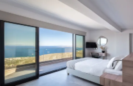 Saronida Hills