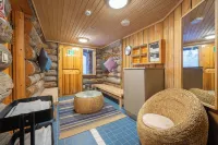 คูเคลิ ล็อก เฮาส์ส์ เตเรนเพซา