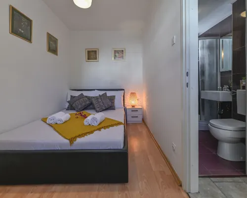 Apartment Adela II Hotels in Opcina Novalja