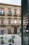 Palazzo Falcone Apartments