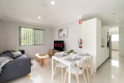 Smart Suites Self Check-in Apartments - 73 Bale - 3-Star